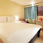 Ibis 호텔