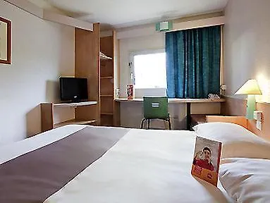 翁弗勒尔宜必思酒店 3*