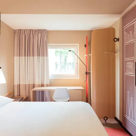 Hotel Ibis 3*