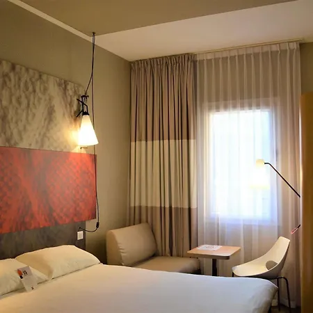 Ibis 3*