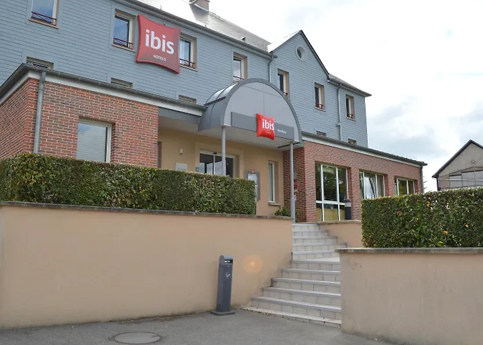 Ibis Hotell 3*