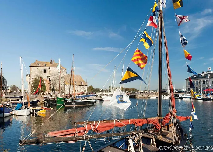 Ibis 3* Ονφλέρ